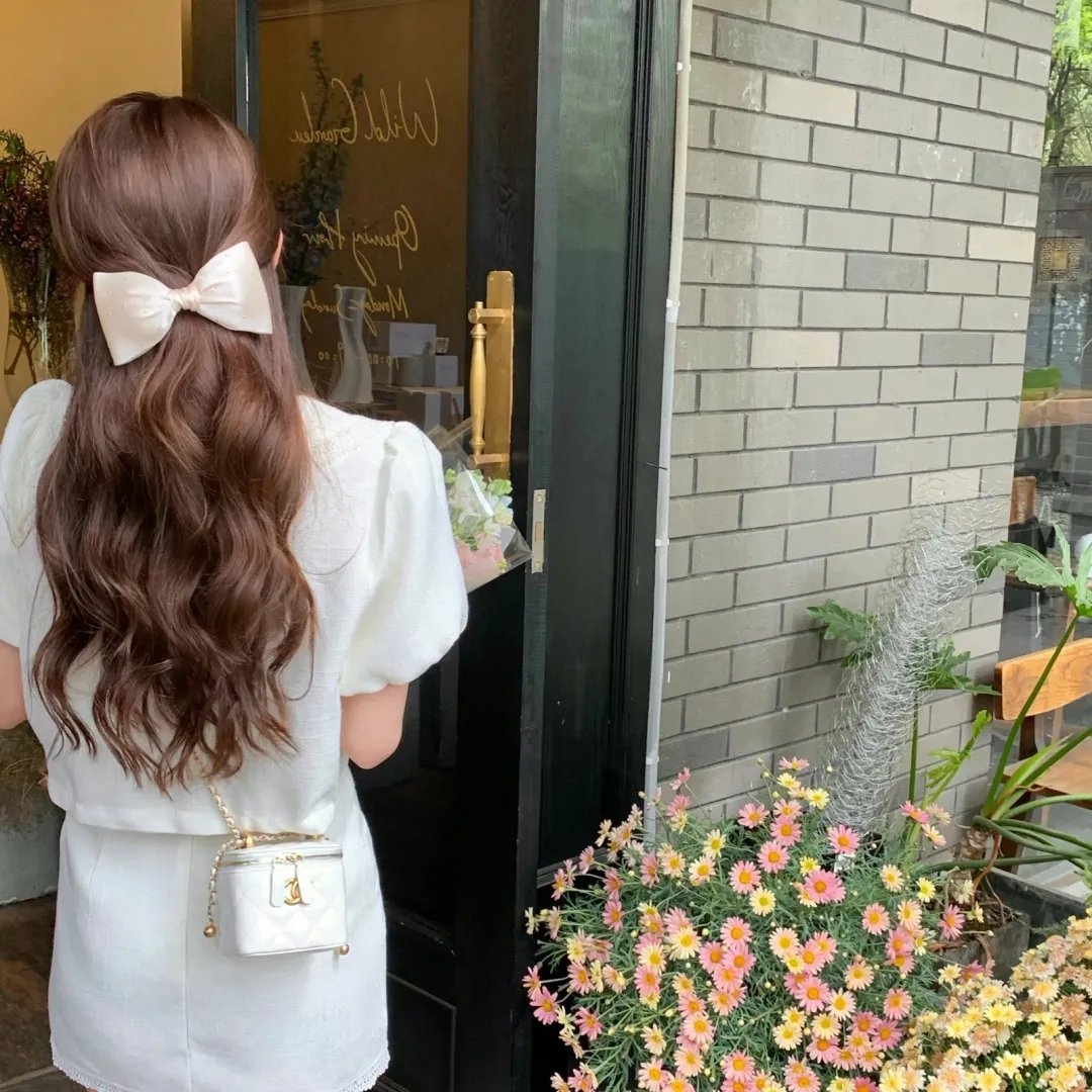 穿越橄榄树林 海报